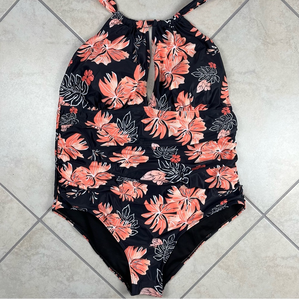 Aqua Eve one piece swimsuit halter size 20W